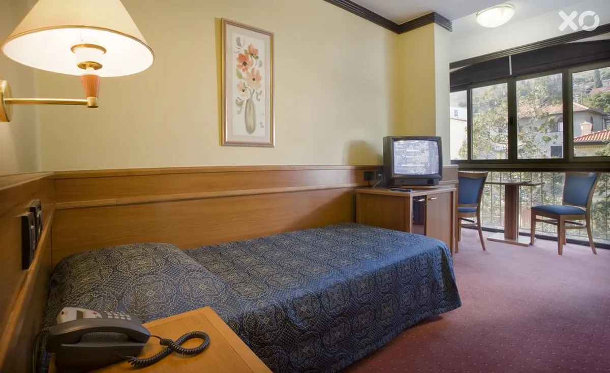Kristal Hotel