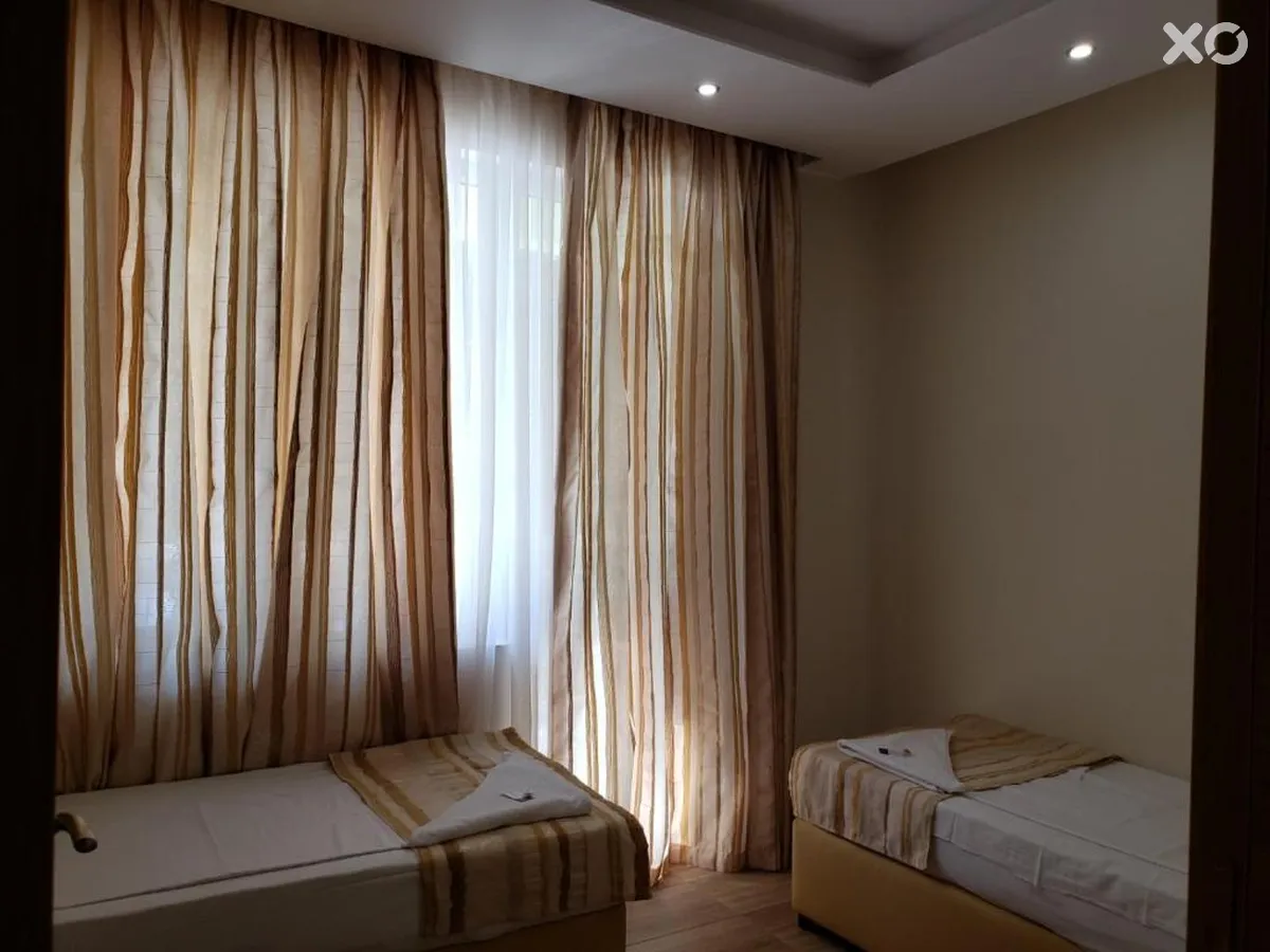 Perla Apartments First Line