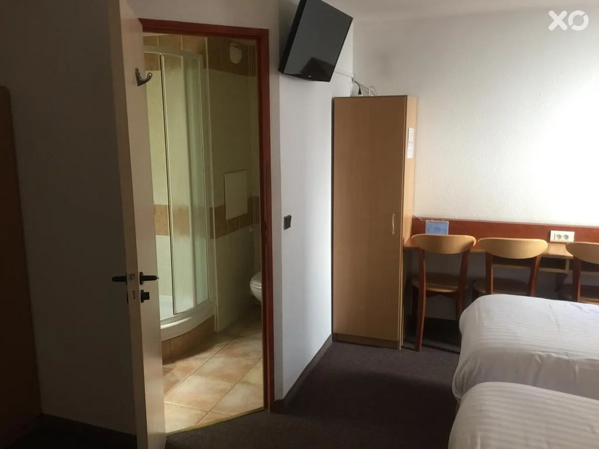 Kyriad Nice Port Hotel