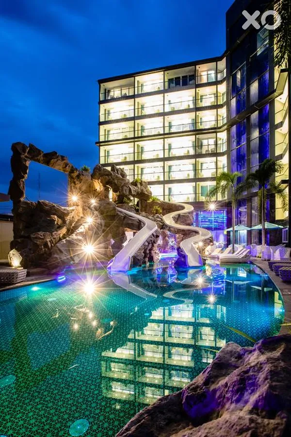 Centara Azure Hotel Pattaya