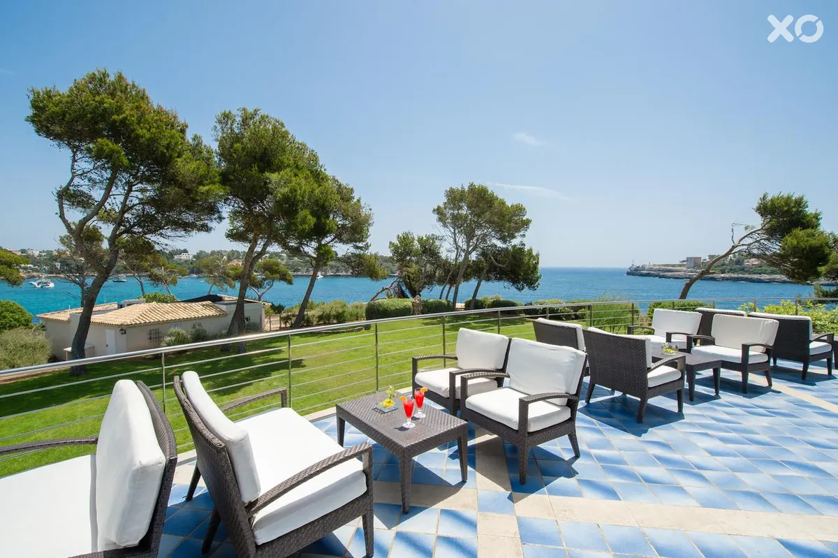 Ikos Porto Petro