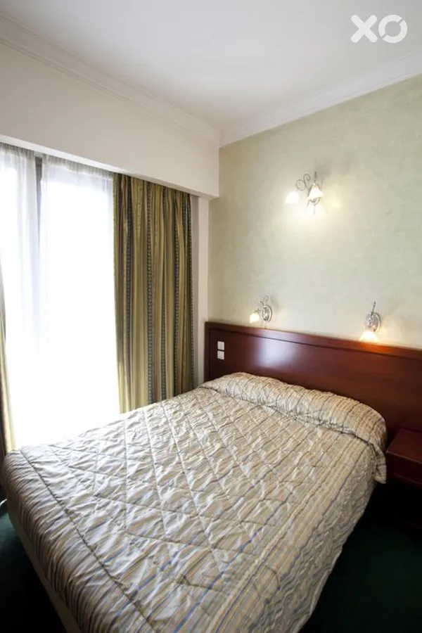 Golden City Hotel