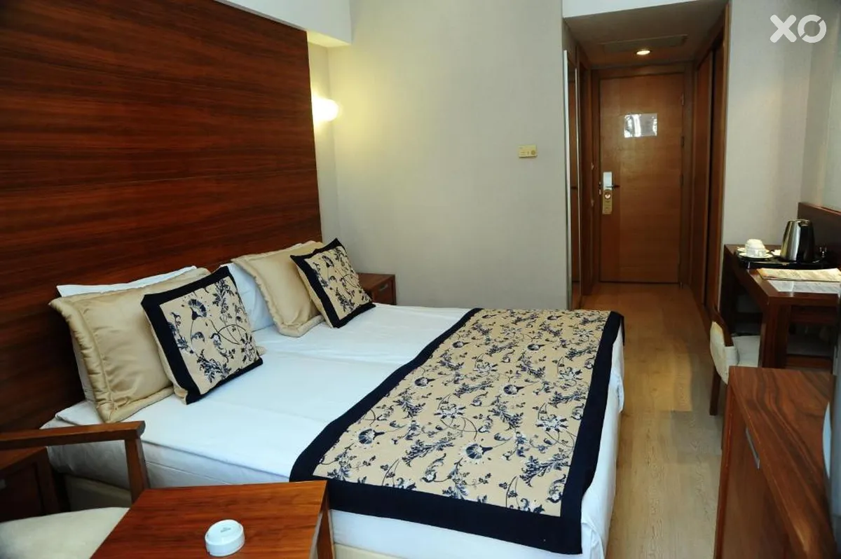 Trendy Side Beach Hotel