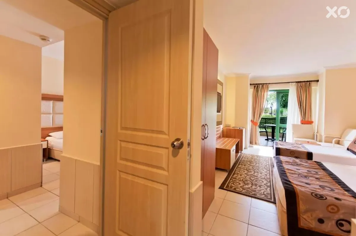 Oz Hotels Incekum Beach Resort
