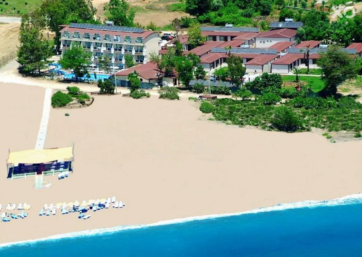 Aperion Beach Hotel