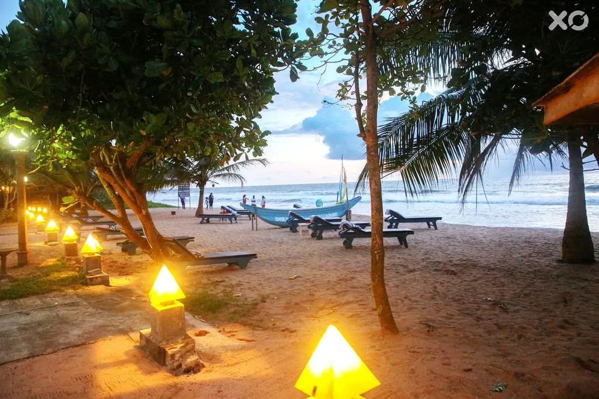 Oasey Beach Hotel