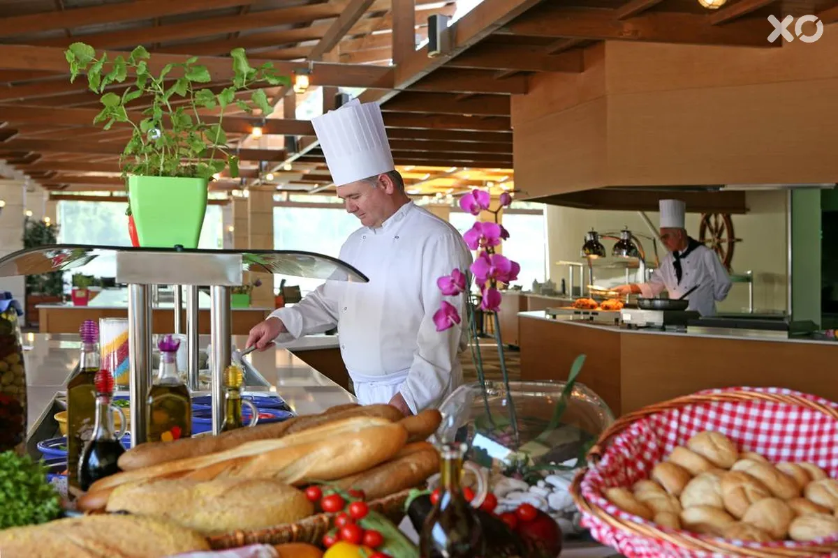 Rhodes Bay Hotel & Spa