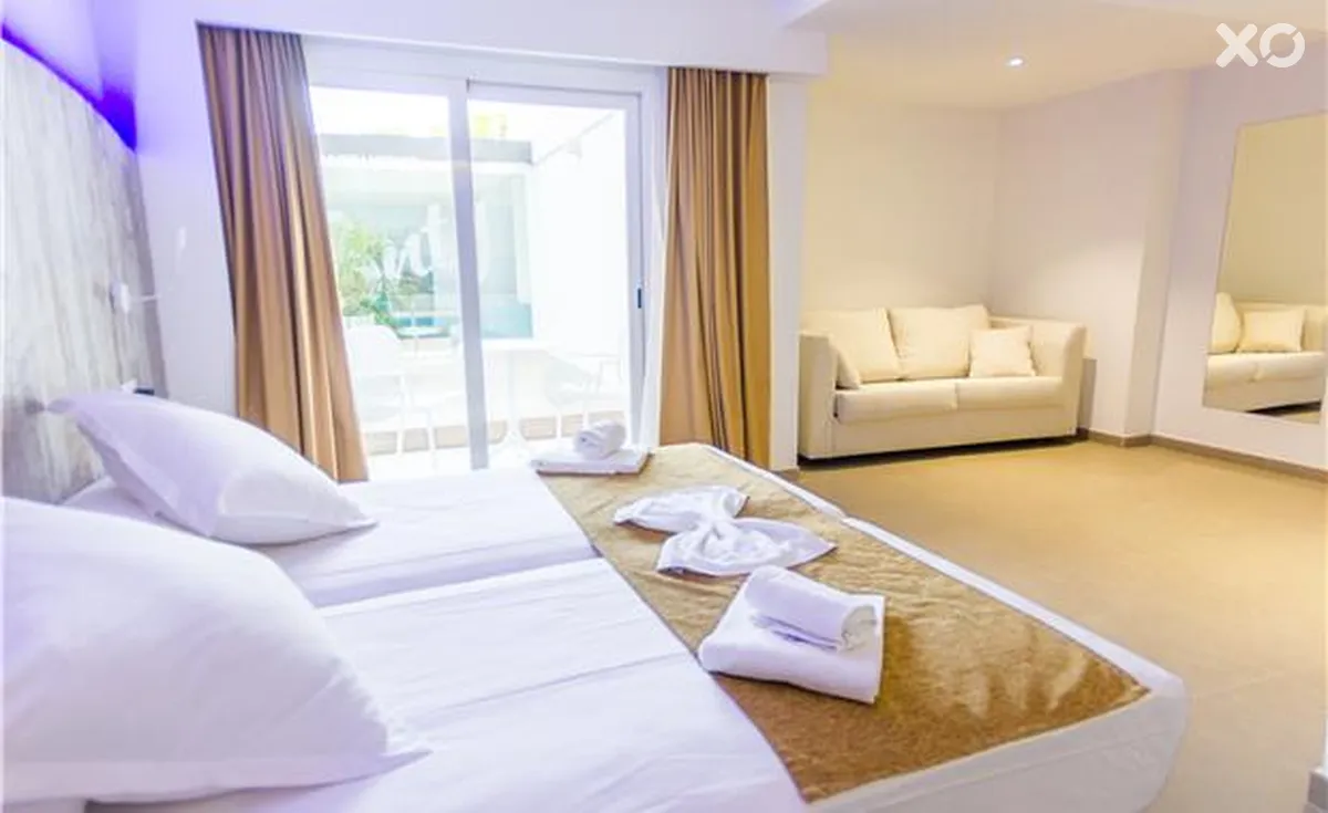 Triton Beach Hotel