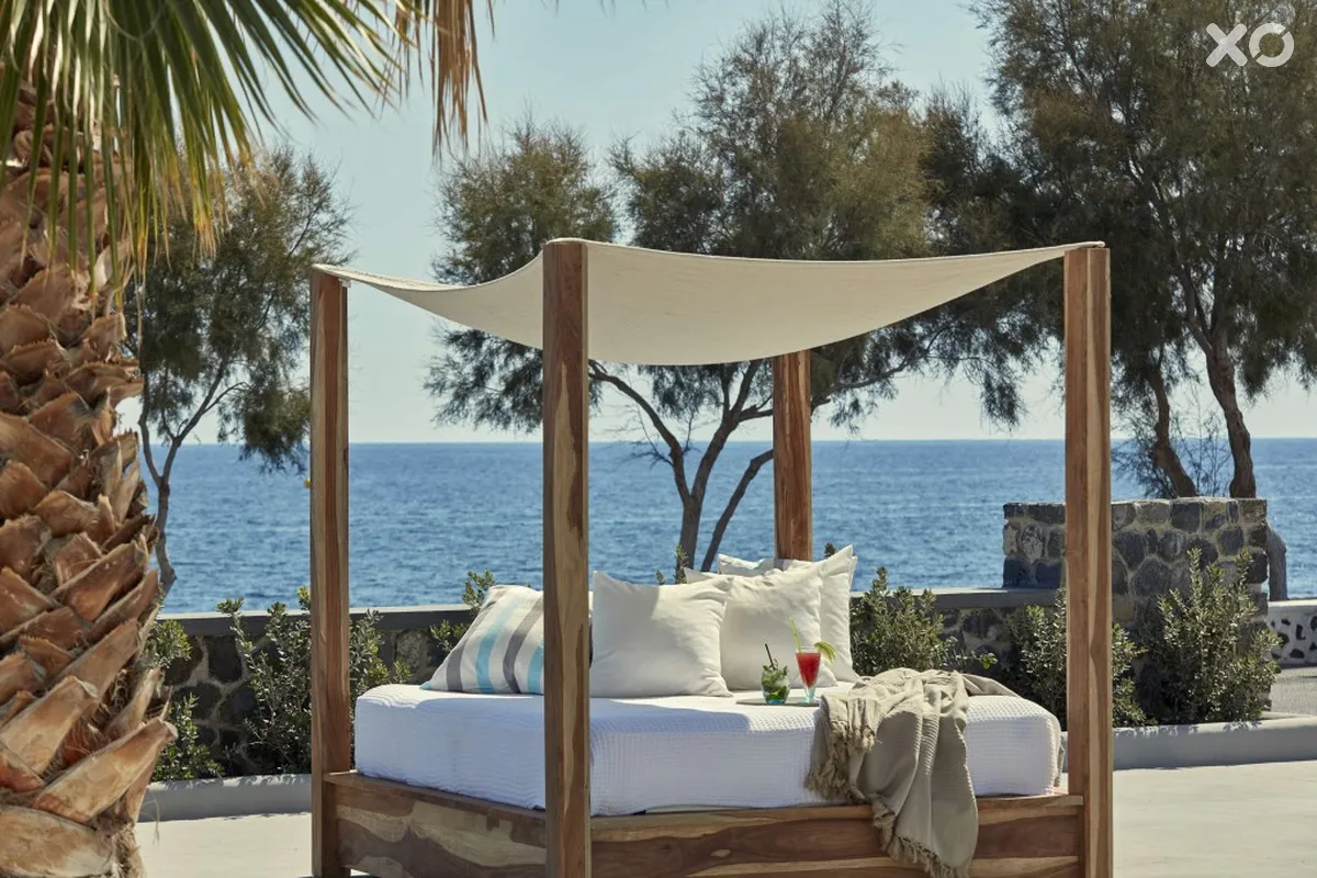 Aqua Blue Hotel