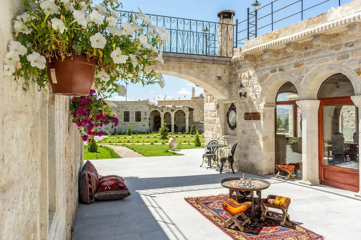 Zeydem Suites