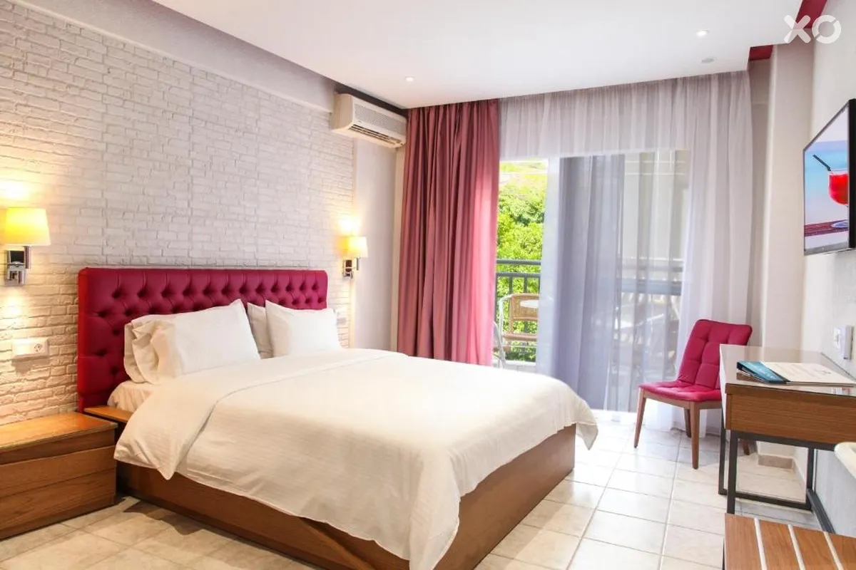 Royal Hotel