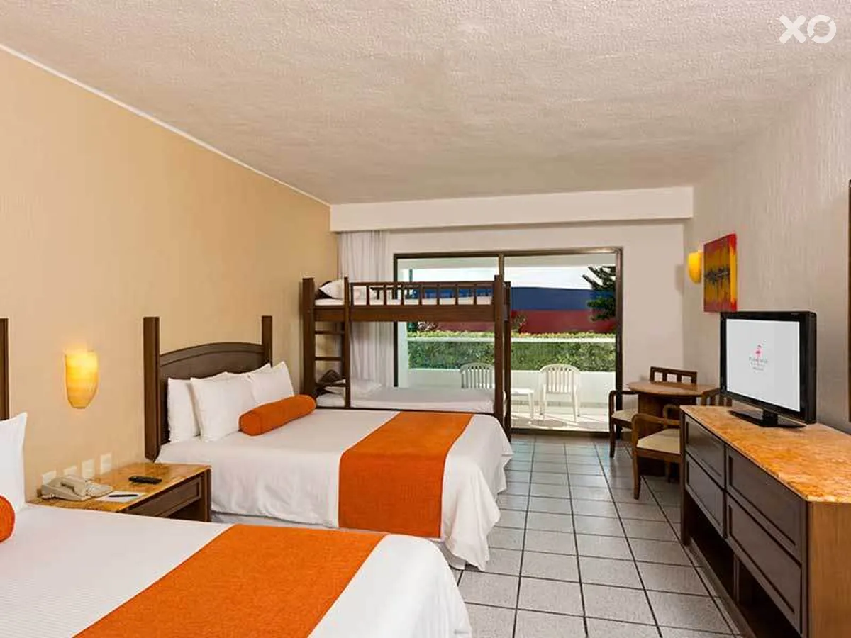Flamingo Cancun Resort