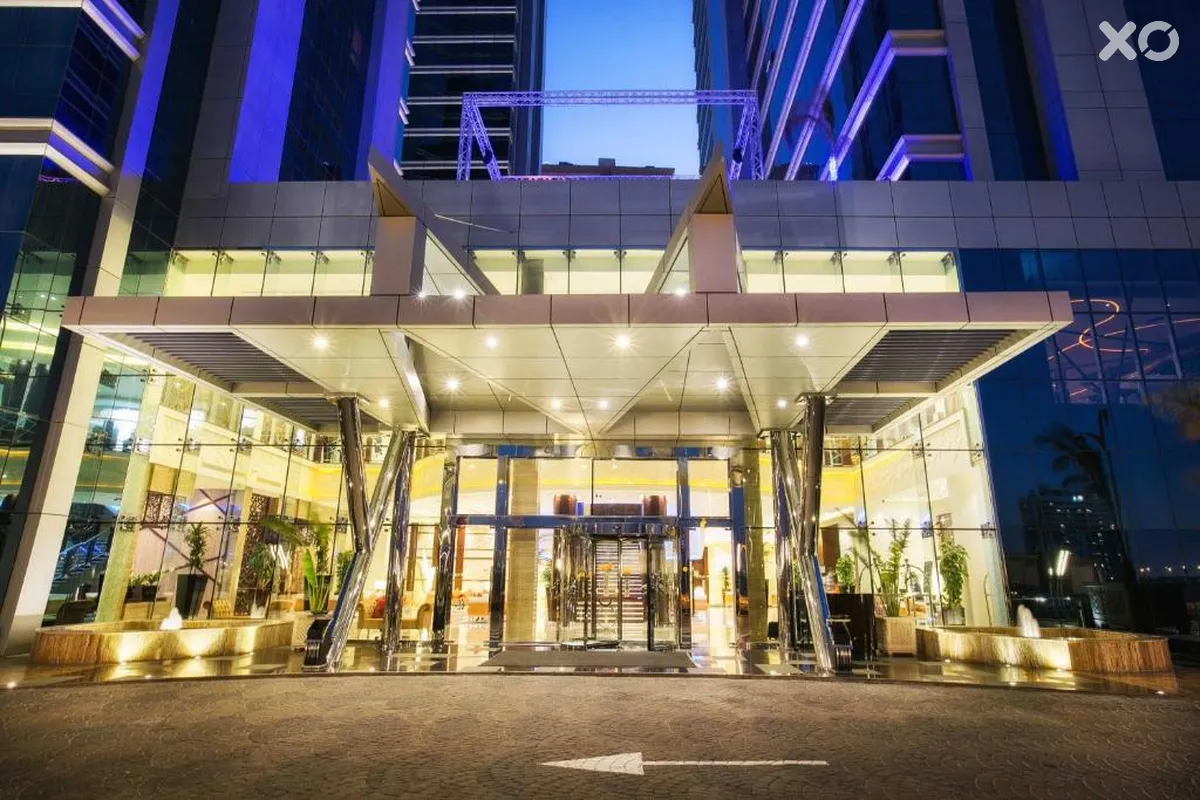 Vintage Grand Hotel