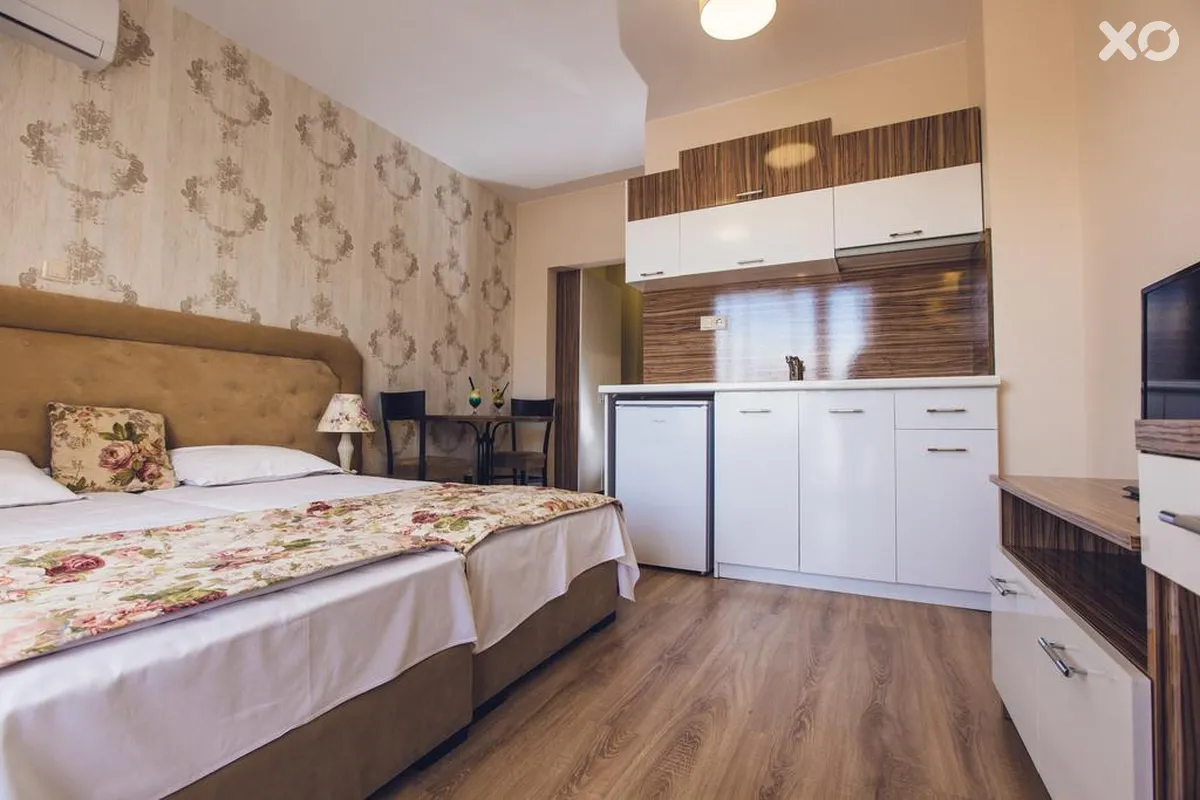 Avenue Deluxe ApartHotel