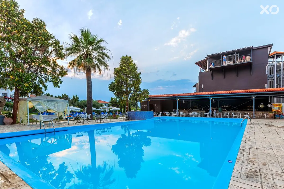 Kriopigi Hotel