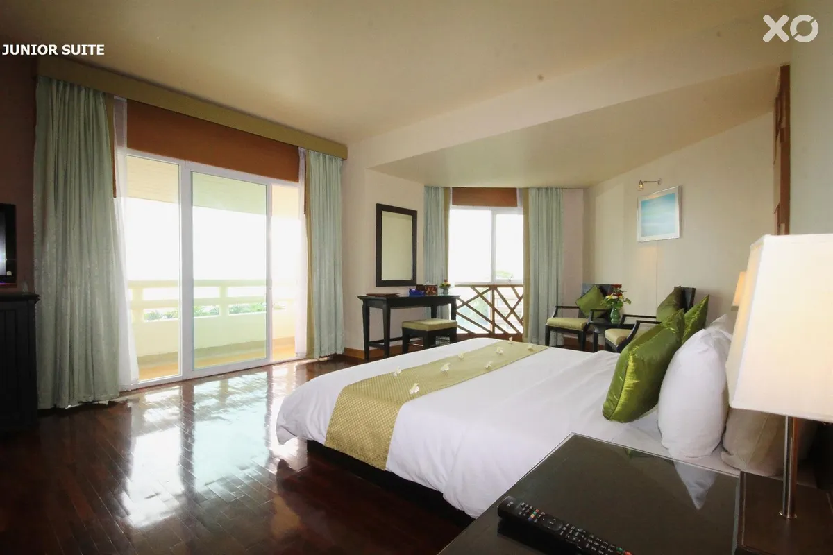 Sea Breeze Jomtien Resort