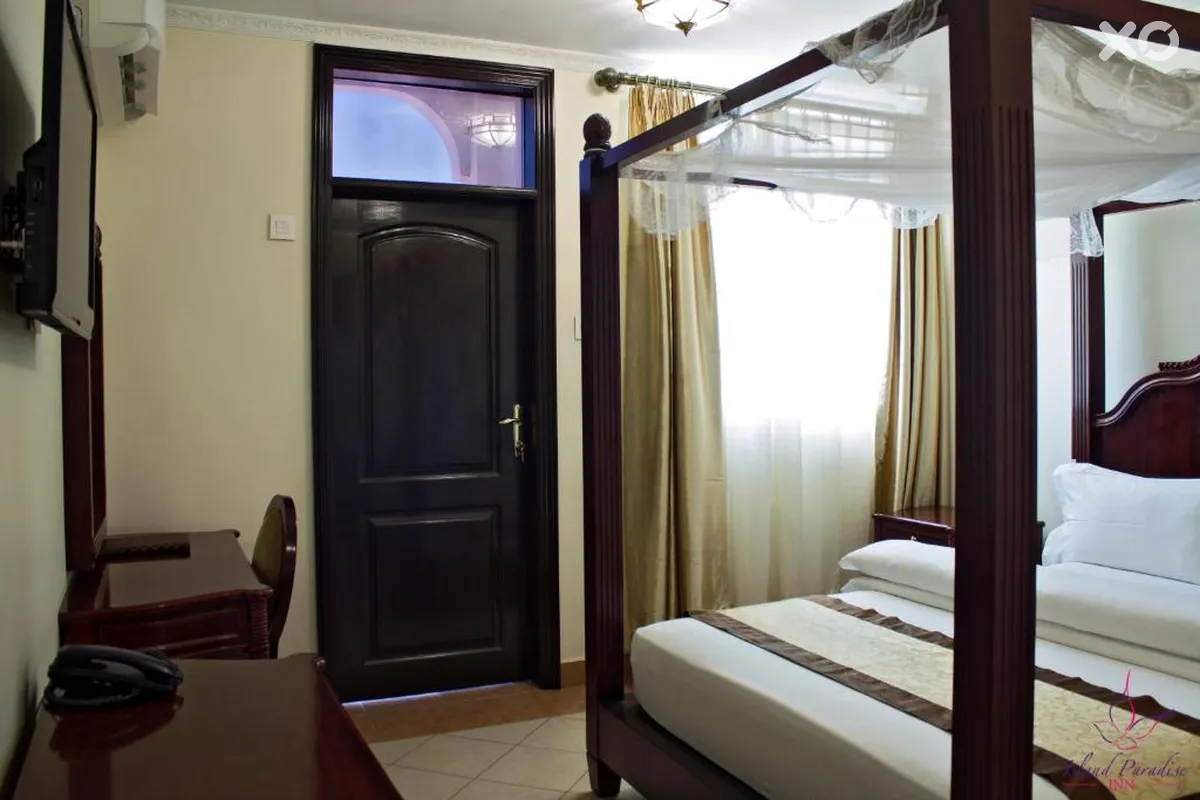 Island Paradise Inn