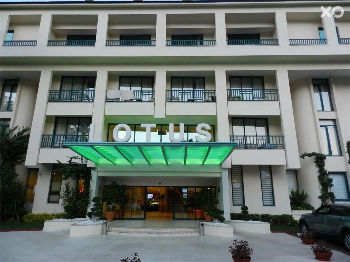 Golden Lotus Hotel