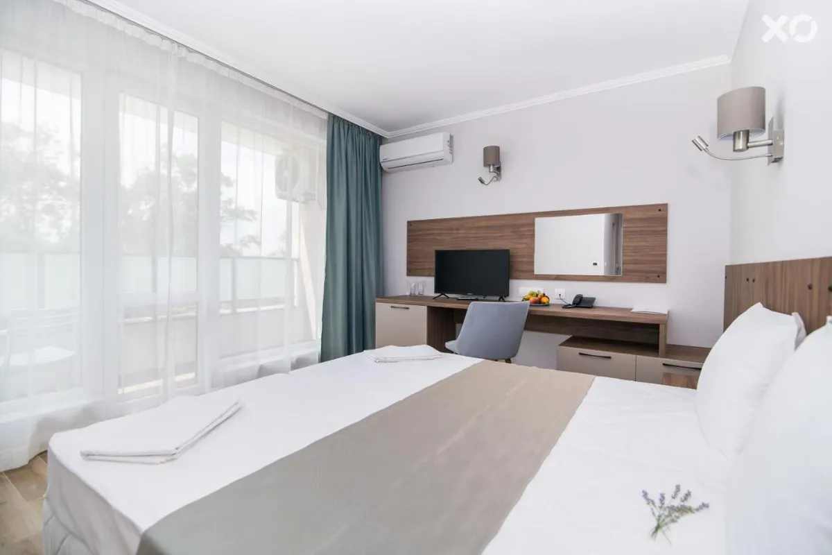 Cinema Hotel