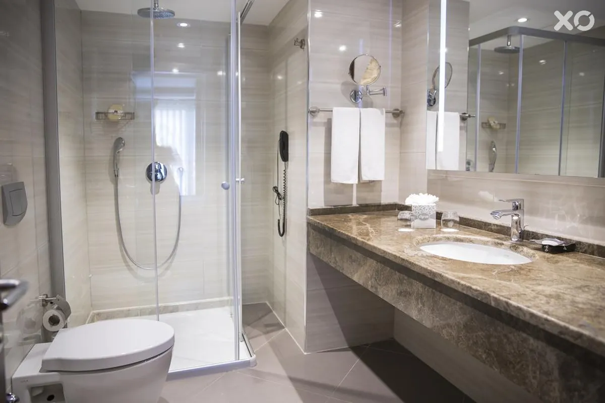 Grand Aras Hotel & Suites