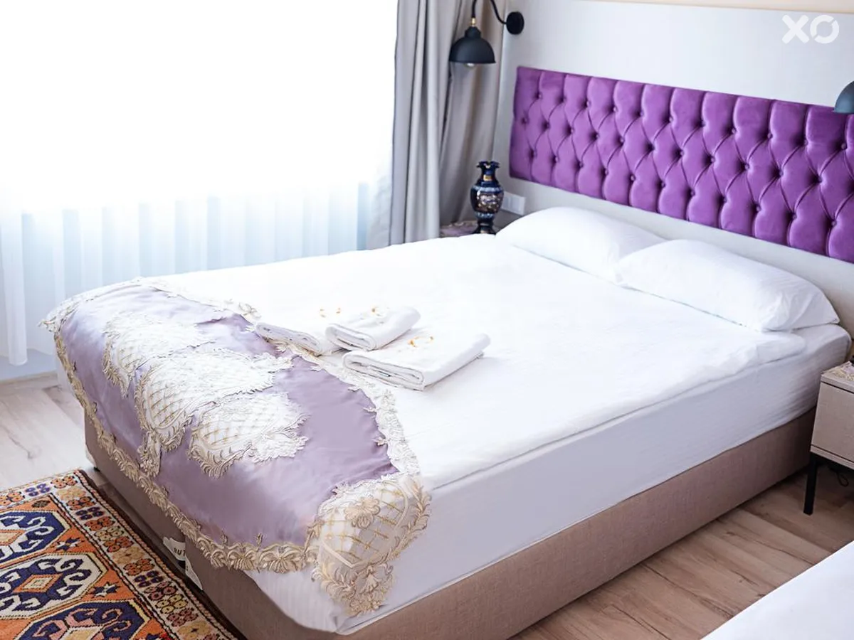The Lola Hotel
