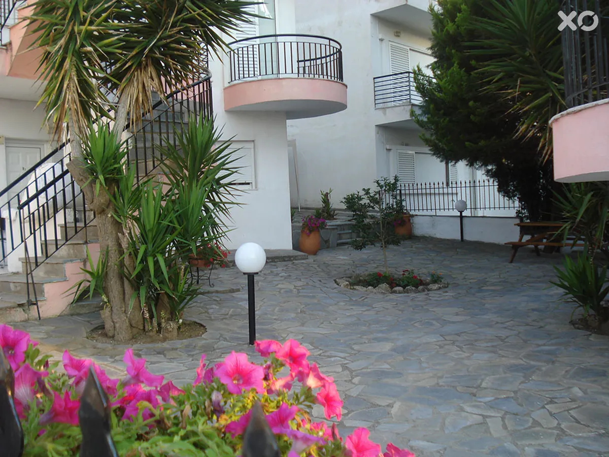 Anna Bill Apartments