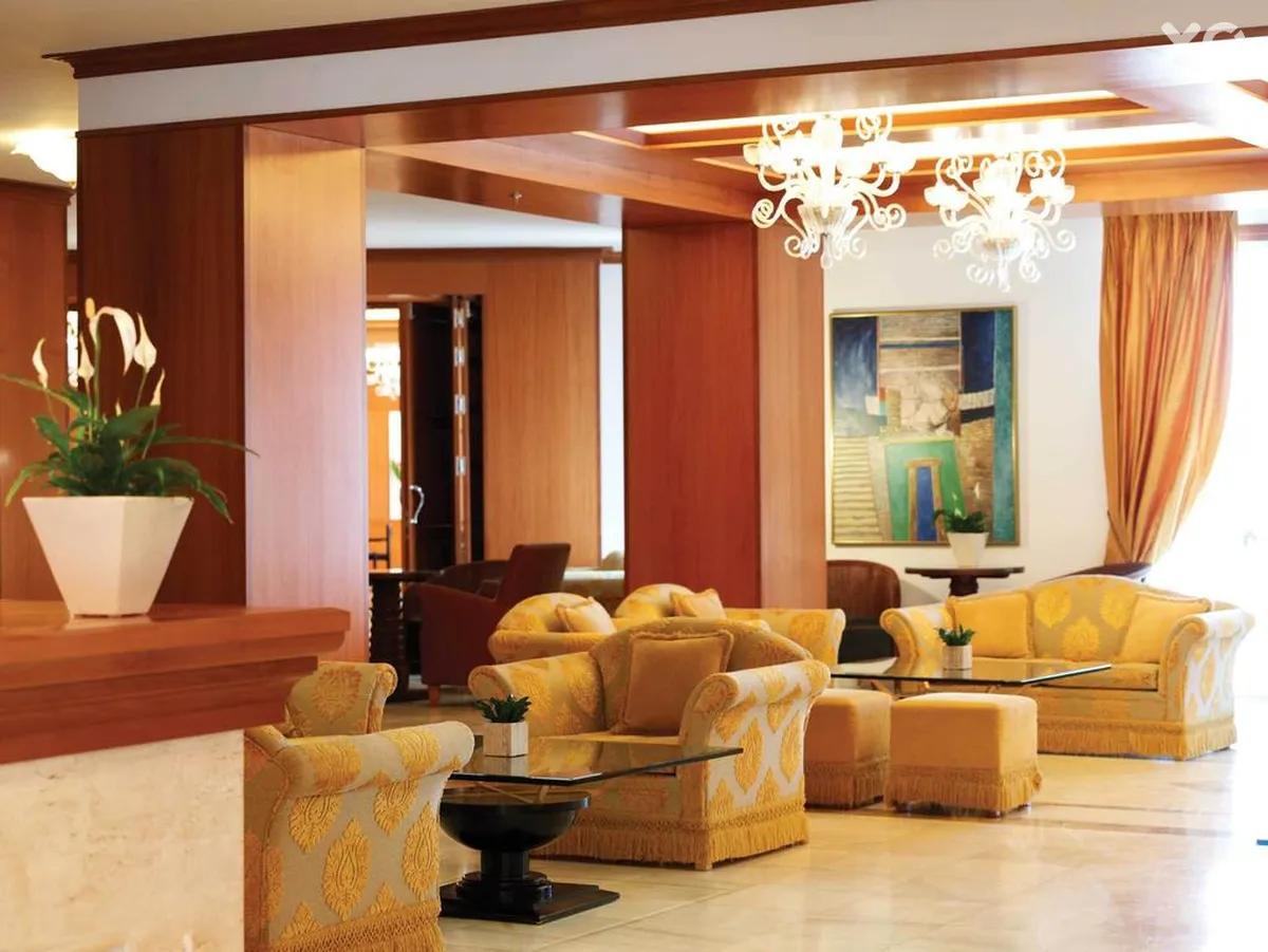 Serita Beach Hotel