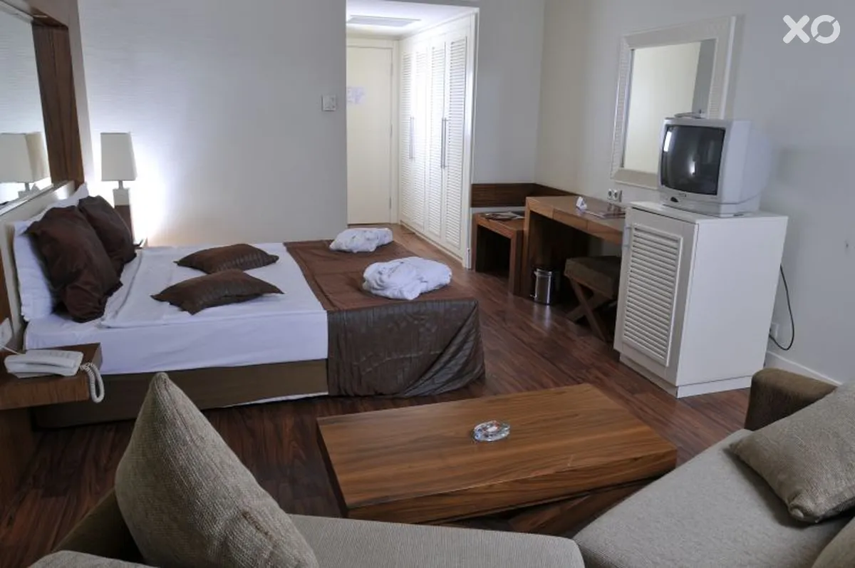 Meder Resort Hotel