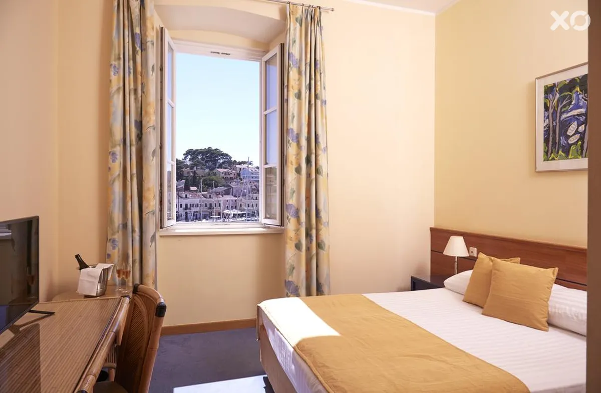 Apoksiomen Hotel