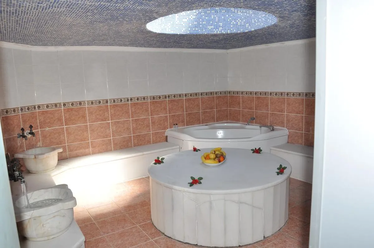 Gurtas Hotel