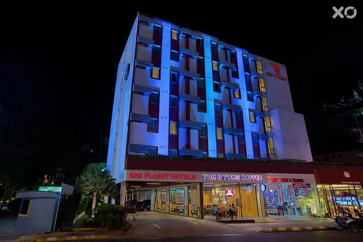 Red Planet Hotel
