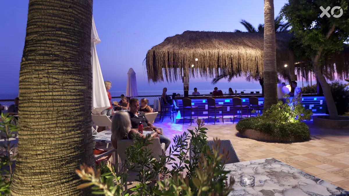 Grand Side Hotel