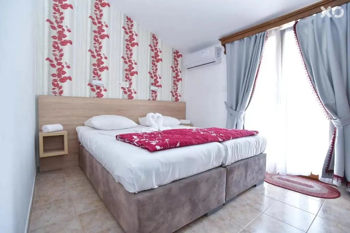 Grbalj Hotel