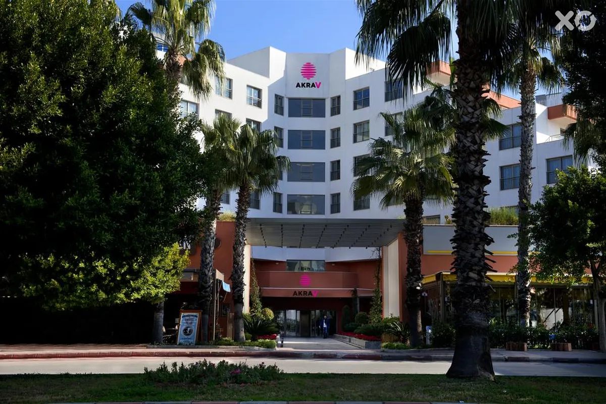 Akra V Hotel