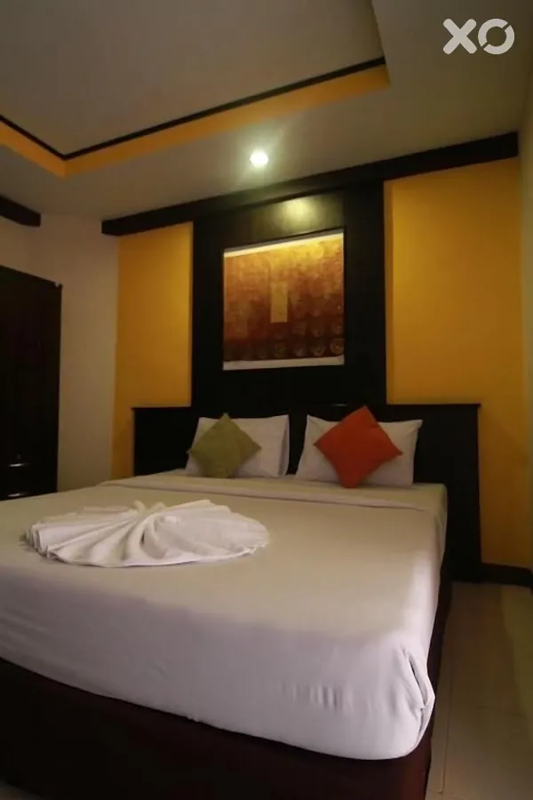 Grand Pinnacle Hotel