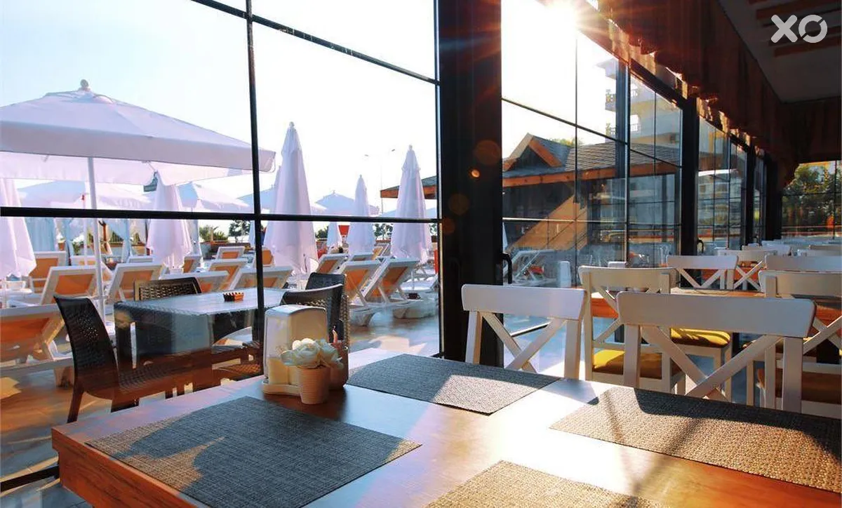 Sey Beach Hotel & Spa