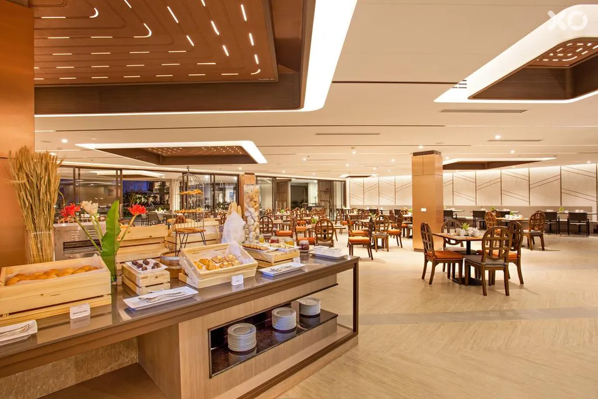Le Meridien Khao Lak Resort & Spa