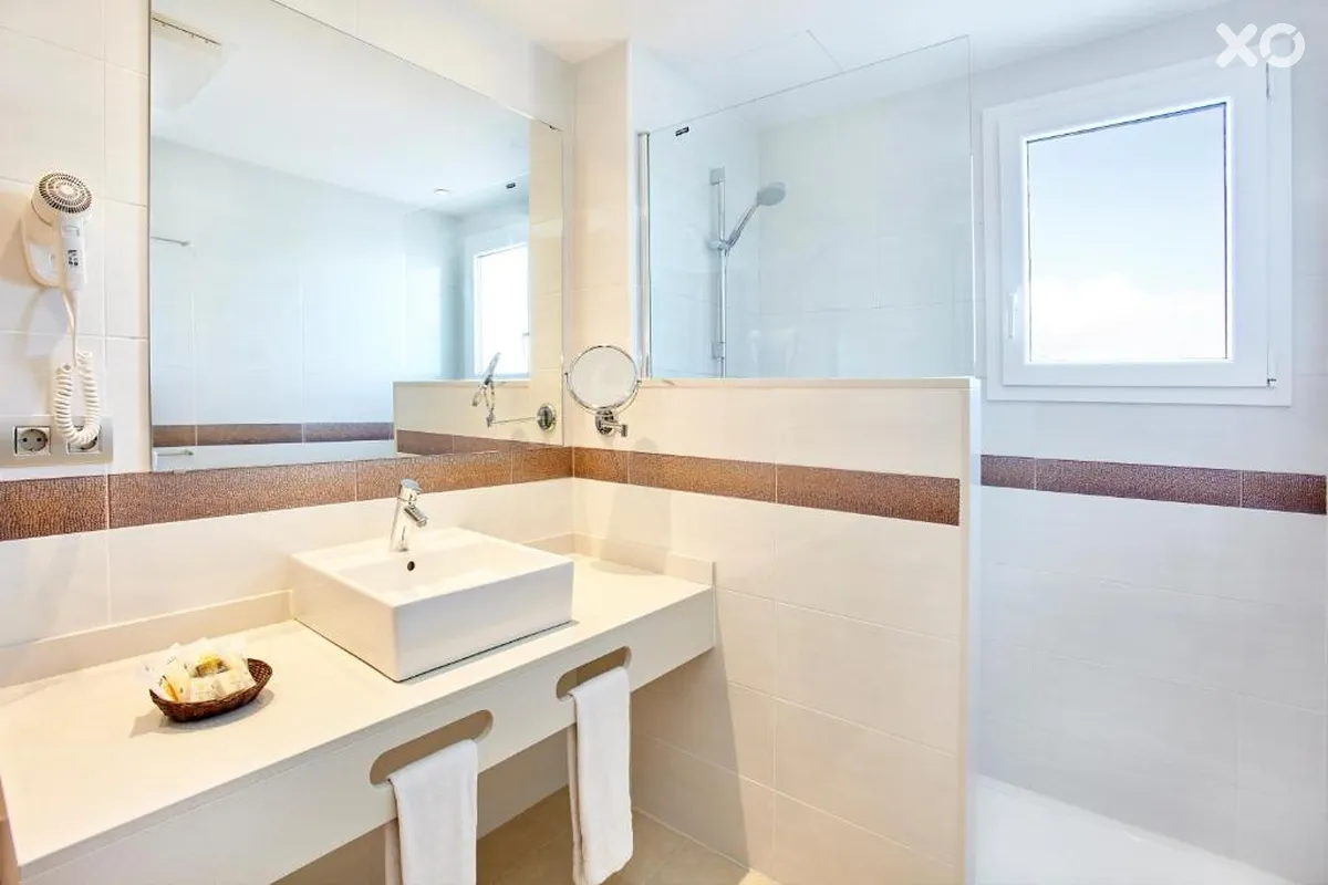 Universal Hotel Marques