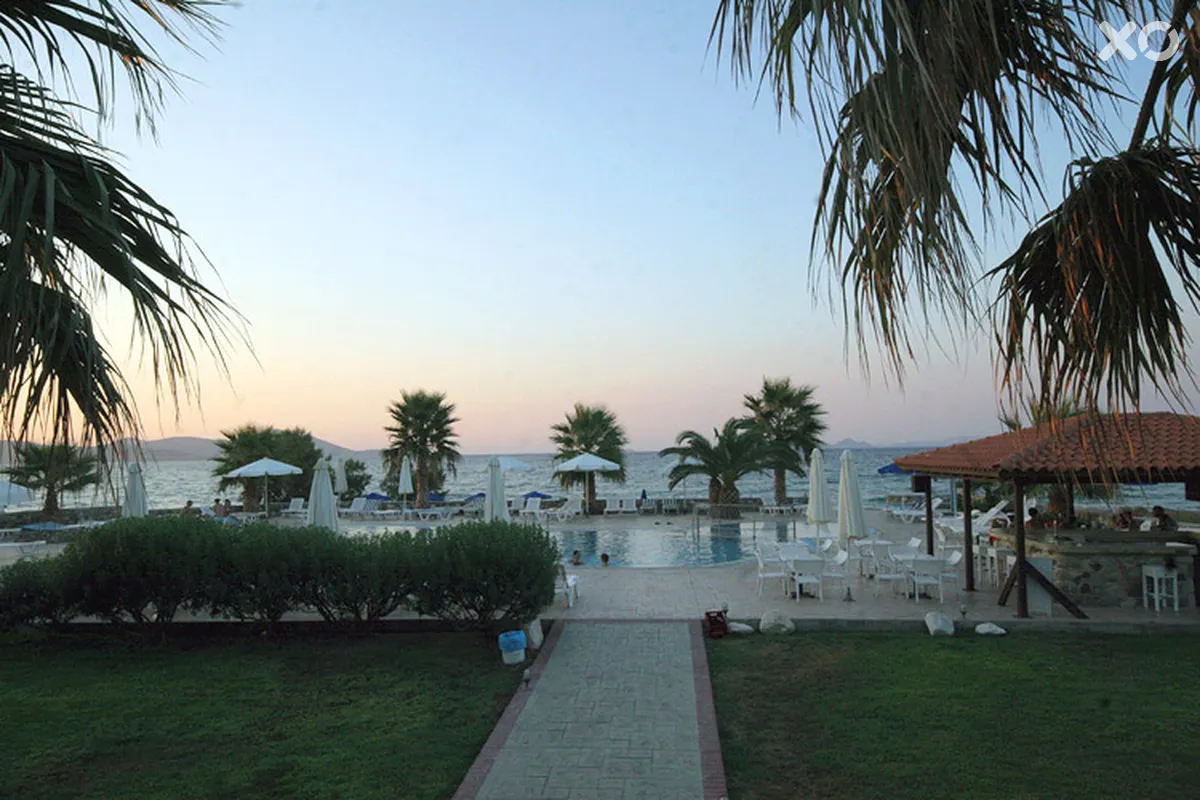 Irina Beach Hotel