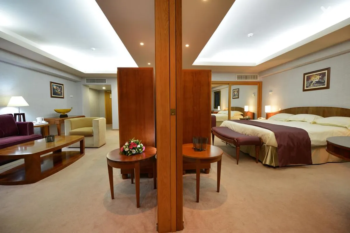 Adams Beach Hotel