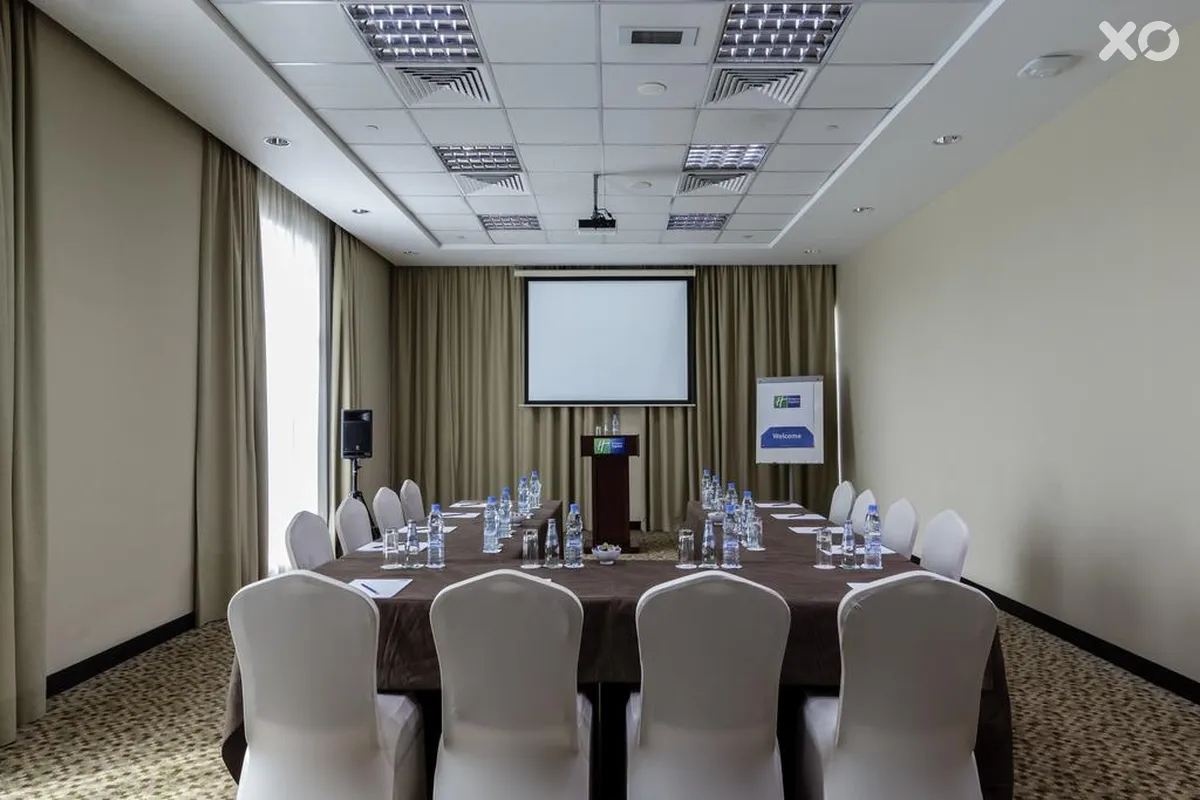 Holiday Inn Express Dubai Jumeirah