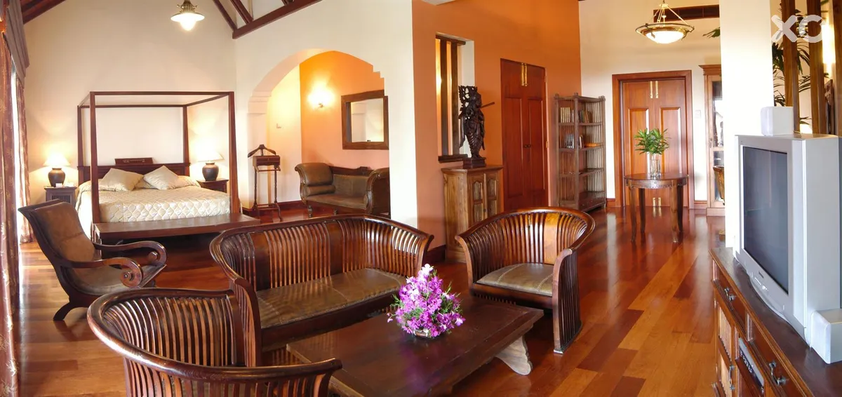 Royal Palms Beach Hotel