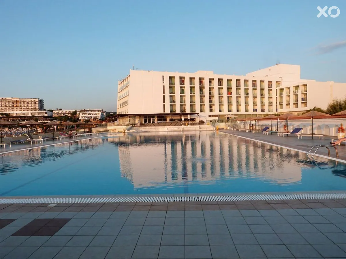 Eden Roc Resort Hotel