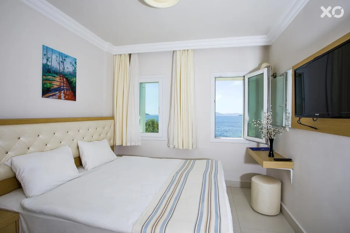Dragut Point North Hotel