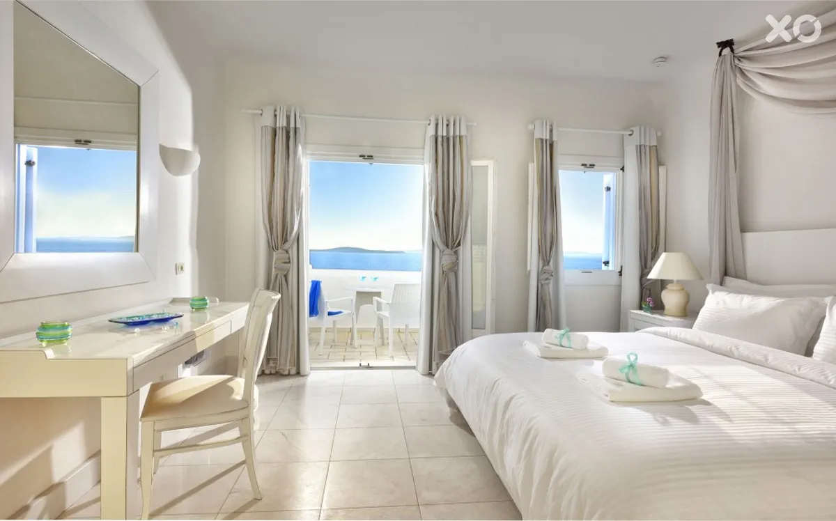 Saint John Hotel & Villas