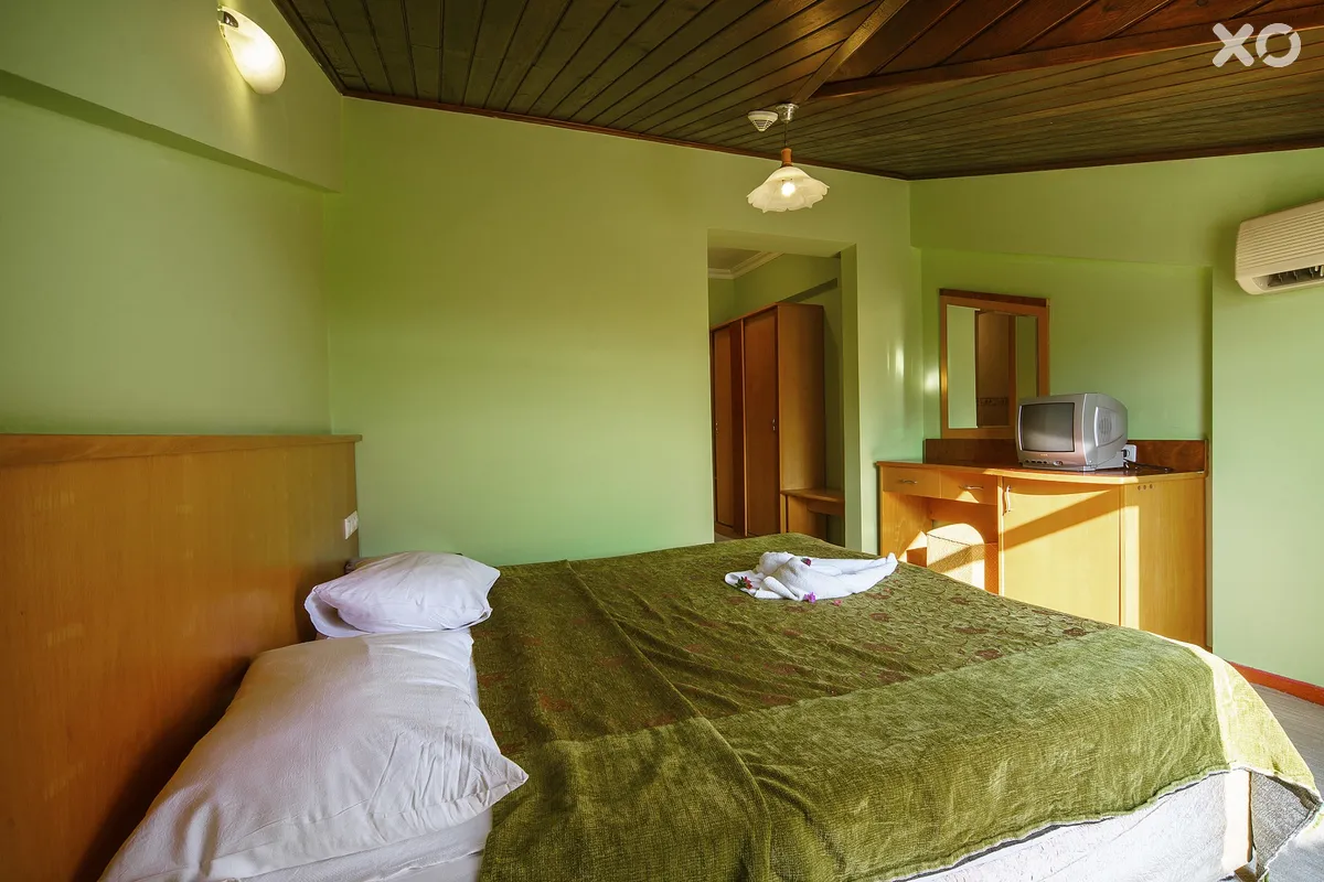 Larissa Inn Hotel