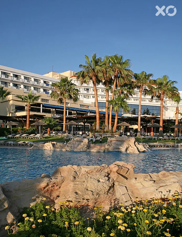 St. George Hotel Spa & Golf Beach Resort