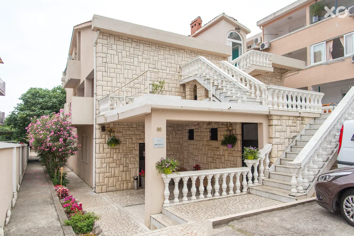 Sea Star Hotel