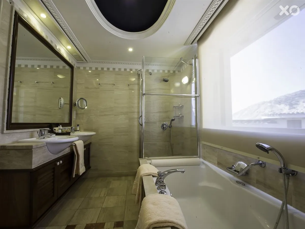 Columbia Beach Resort Pissouri
