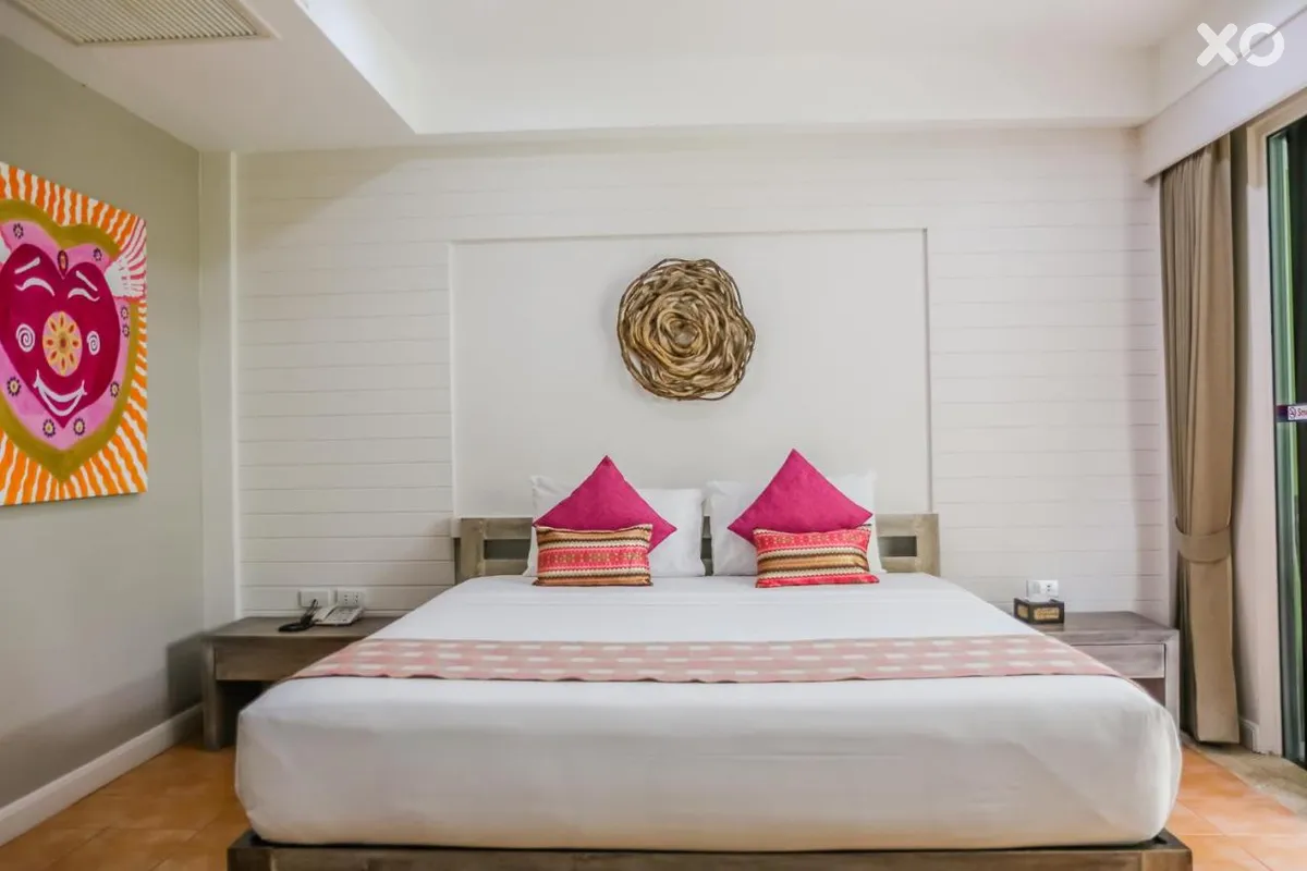 Ark Bar Beach Resort